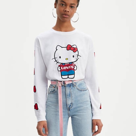 Levi's Tops - NWOT Levi’s and hello kitty collab long sleeve